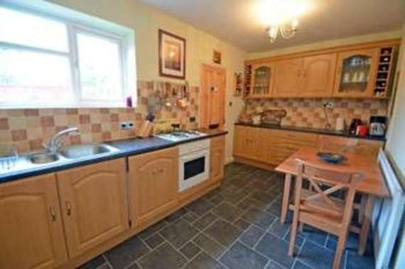 3 Bedroom Semi-Detac...