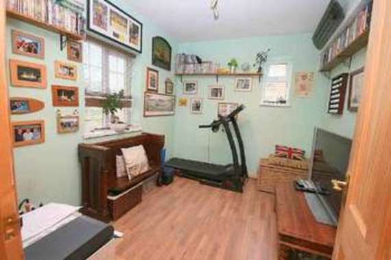 3 Bedroom Semi-Detac...