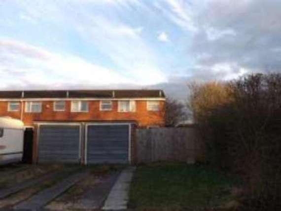 3 Bedroom End of Ter...