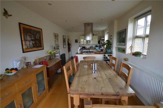 5 Bedroom Property