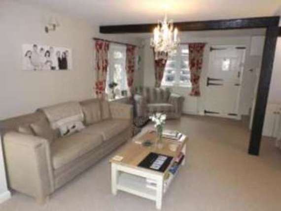 3 Bedroom End of Ter...