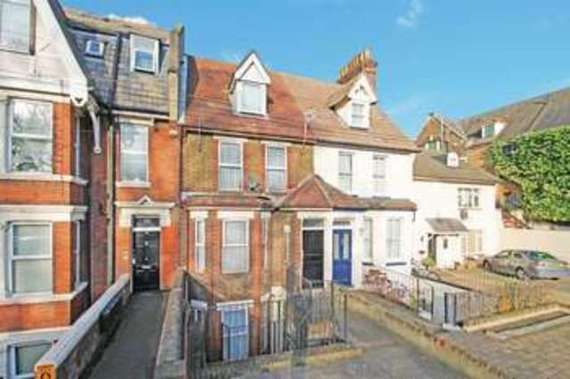 7 Bedroom Terraced