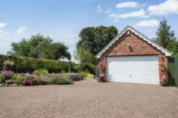 4&nbsp;Bedroom&nbsp;Detached