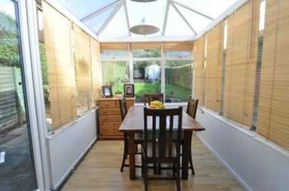 2 Bedroom End of Ter...