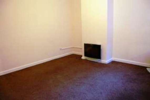 3 Bedroom End of Ter...