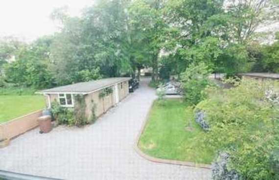 4&nbsp;Bedroom&nbsp;Semi-Detac...