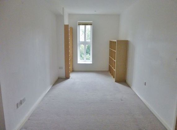 2 Bedroom Flat