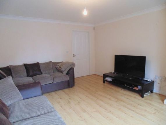 3 Bedroom Semi-Detac...