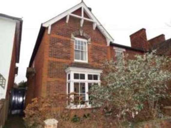3 Bedroom End of Ter...