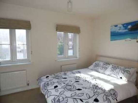 3 Bedroom Semi-Detac...