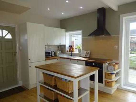 3 Bedroom Semi-Detac...