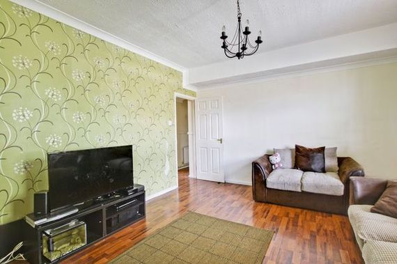 2 Bedroom Flat