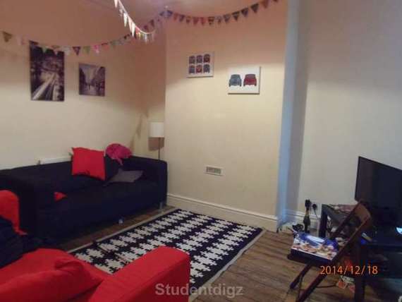 5 Bedroom Detached