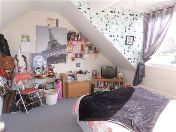 5 Bedroom Bungalow