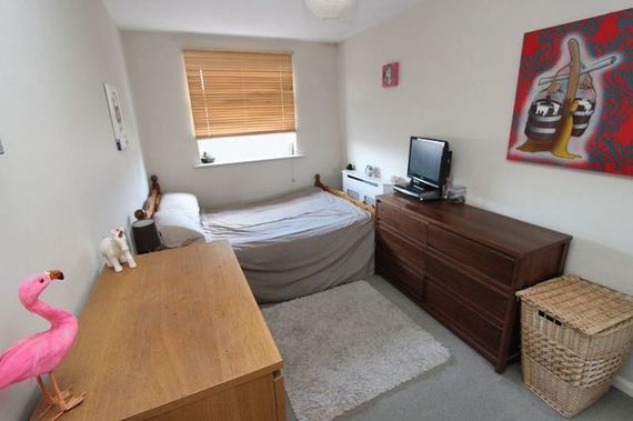 1 Bedroom Flat