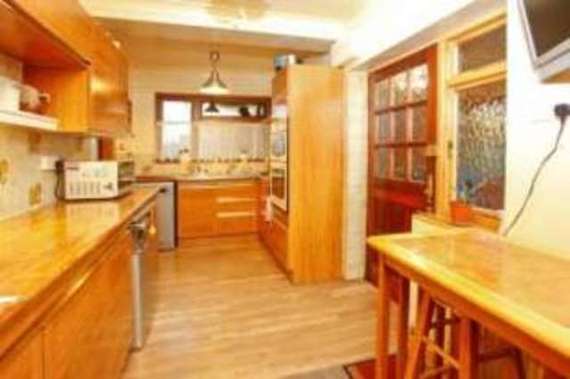 3 Bedroom Semi-Detac...