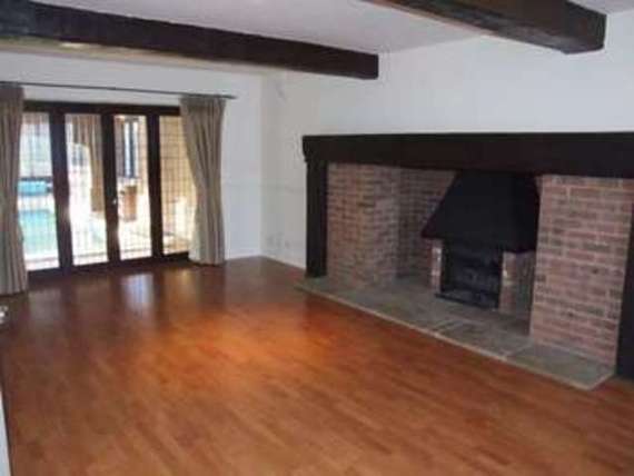 5&nbsp;Bedroom&nbsp;Detached