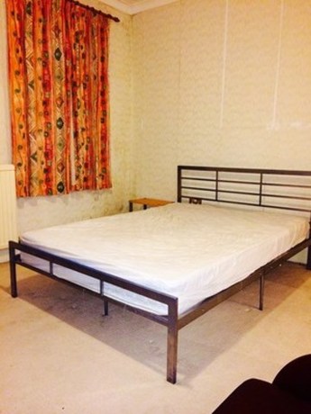 3 Bedroom Terraced
