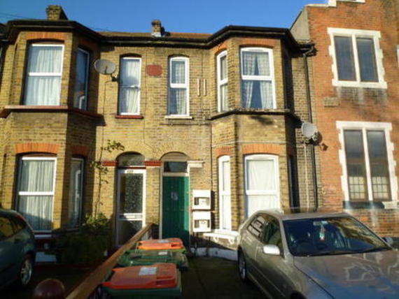 2 Bedroom Ground Fla...