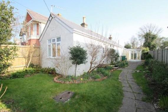 2 Bedroom Bungalow