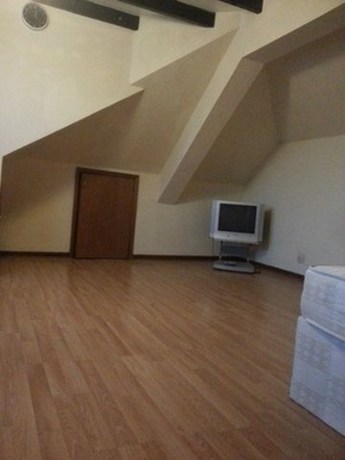 4 Bedroom End of Ter...
