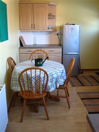 3 Bedroom Semi-Detac...