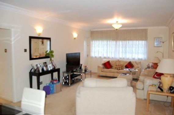3 Bedroom Ground Fla...