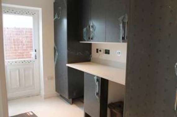 4&nbsp;Bedroom&nbsp;Semi-Detac...