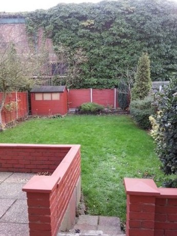 3 Bedroom End of Ter...