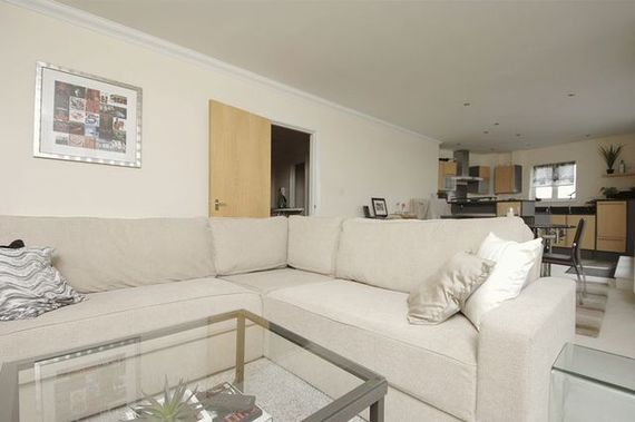 2 Bedroom Property