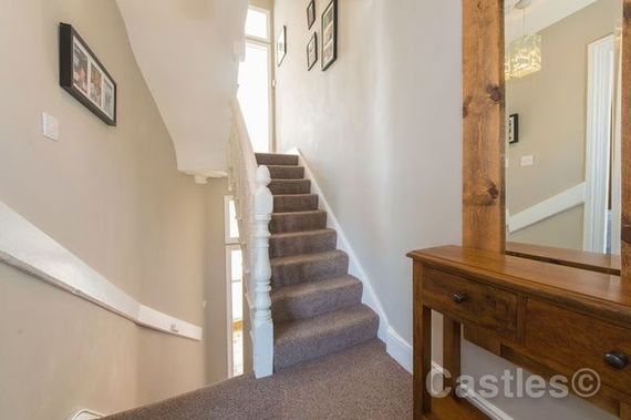 2 Bedroom Flat