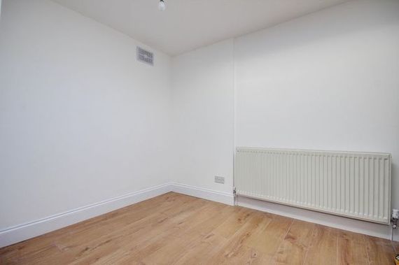 1 Bedroom Flat