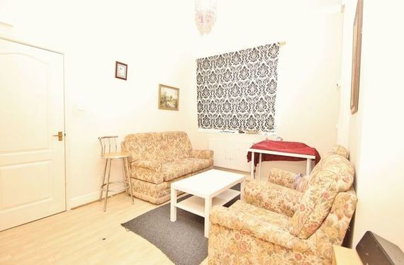2 Bedroom Flat