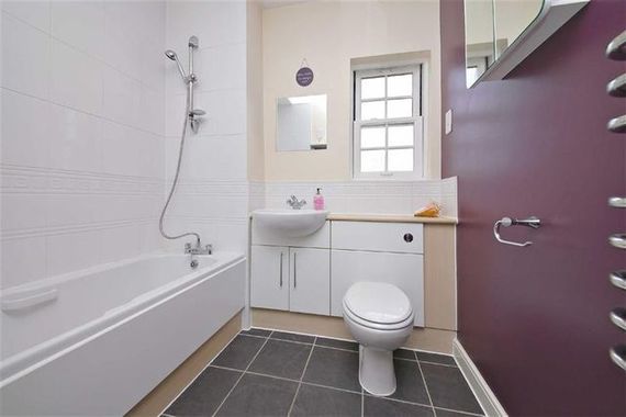 2 Bedroom Flat