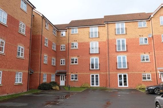 2 Bedroom Flat