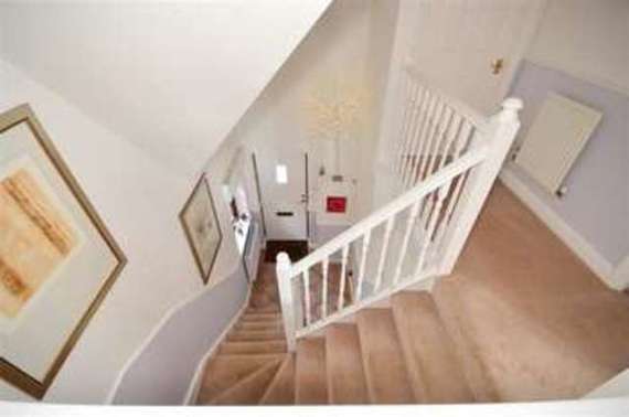 5 Bedroom Detached