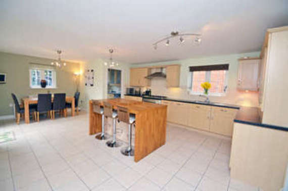 4 Bedroom Property