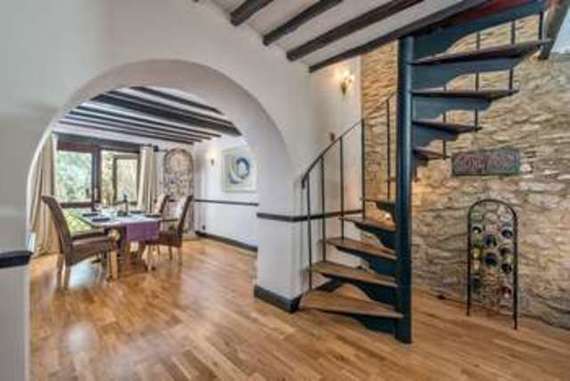 3 Bedroom Semi-Detac...