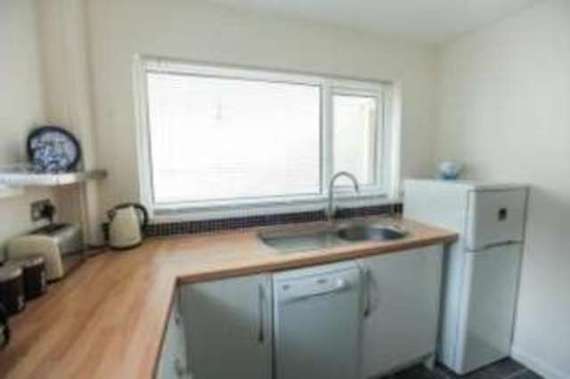 2 Bedroom Flat