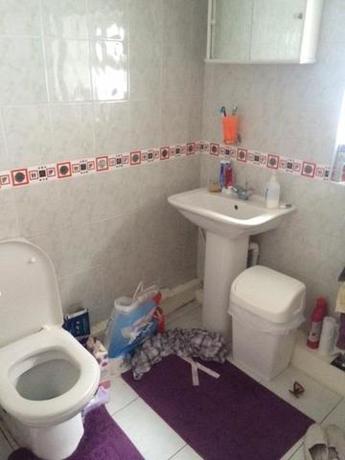 3 Bedroom End of Ter...