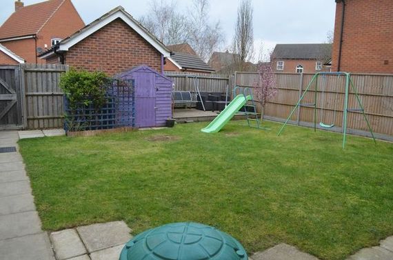 5&nbsp;Bedroom&nbsp;Detached