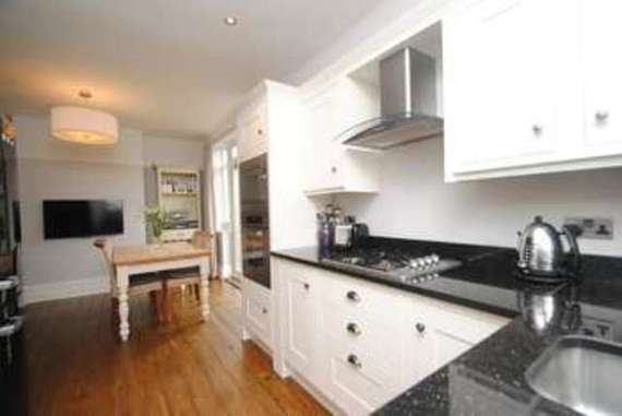 3 Bedroom Semi-Detac...