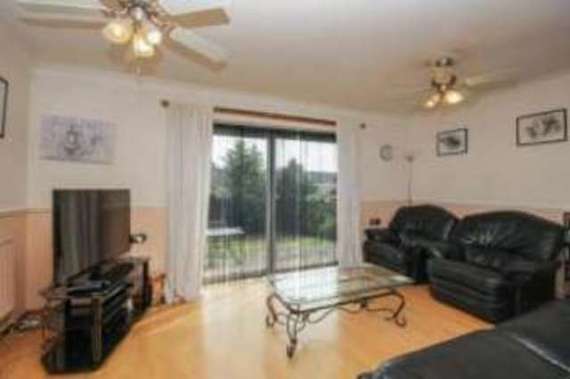 3 Bedroom Semi-Detac...