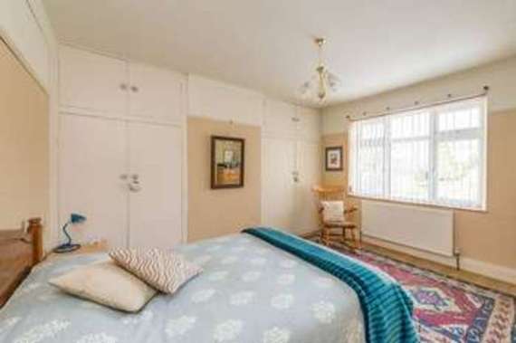 3 Bedroom Semi-Detac...