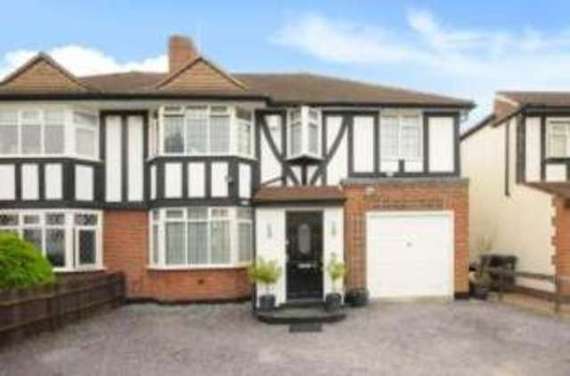 4 Bedroom Semi-Detac...