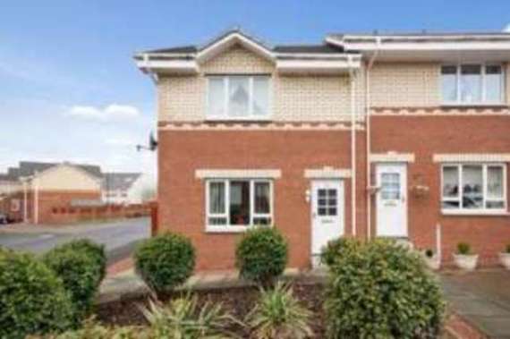 3 Bedroom End of Ter...