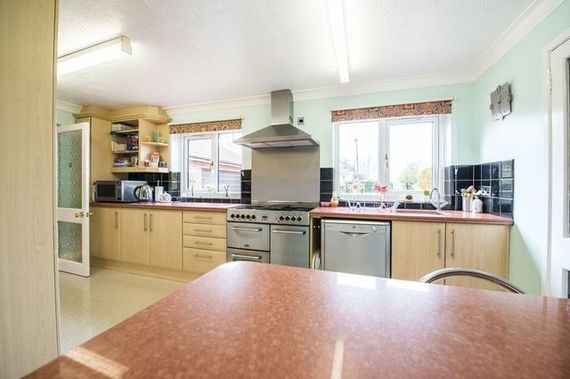 5 Bedroom Detached