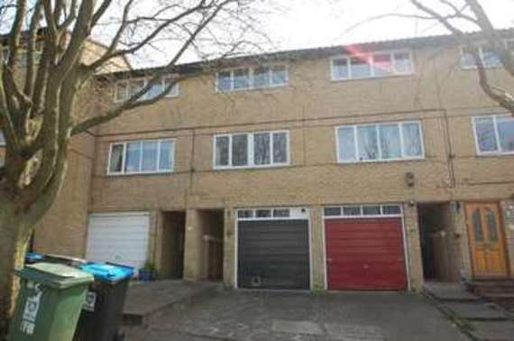 2 Bedroom Town House