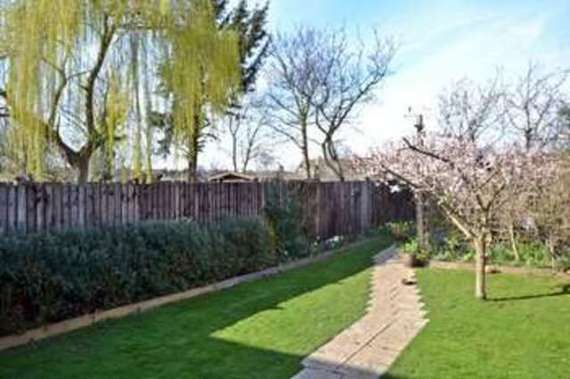 5&nbsp;Bedroom&nbsp;Detached