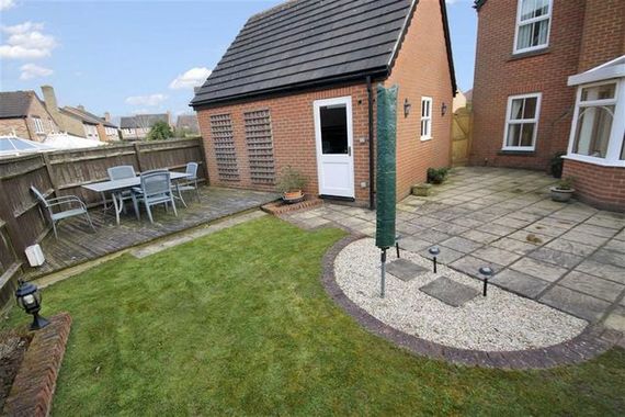 4 Bedroom Property